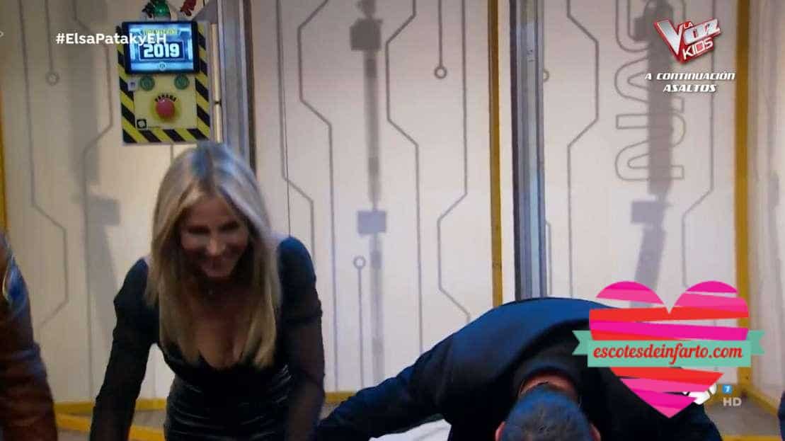 Elsa Pataky luce escote de infarto en El Hormiguero 4 El truco de Elsa Pataky para lucir escote