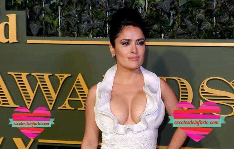 Salma Hayek, el mejor par de... México 7 Escote Halter de Salma Hayek