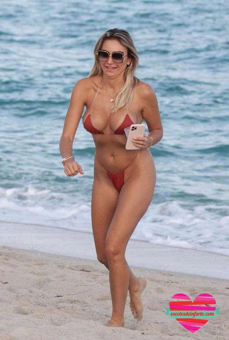 Khloe Terae ¡No era Necesario! 2 Las fotos más.... de Khloe Terae