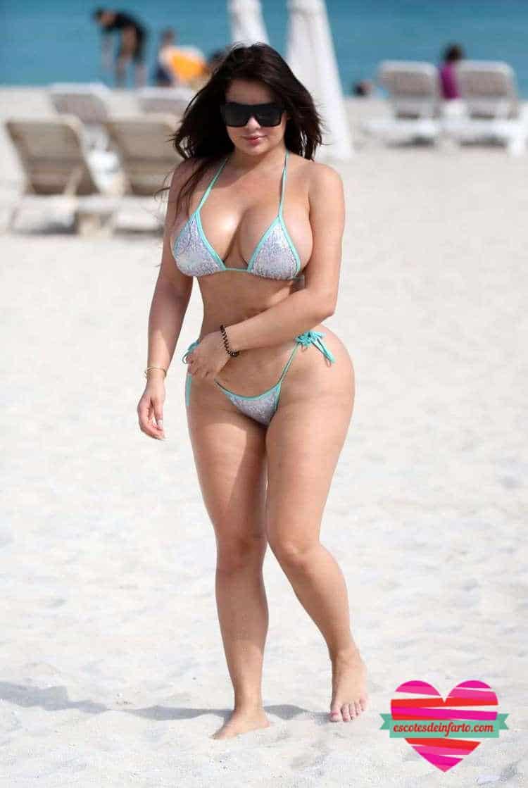 Anastasiya Kvitko ¡Curvas Peligrosas! 4 Anastasiya Kvitko sexy