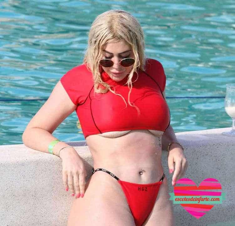 Chloe Ferry, ¡Ridículo en Tailandia! 1 El bañador de Chloe Ferry