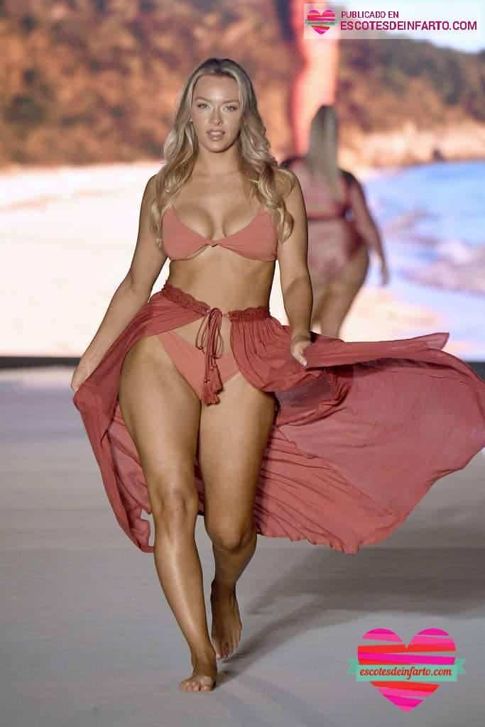 ¡Camille Kostek en Sujetador! 4 Camille Kostek para Sport Illustrated