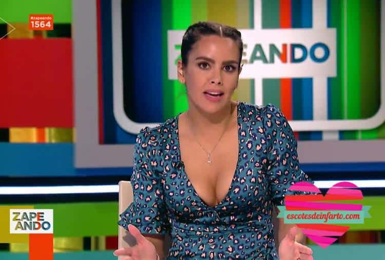 Cristina Pedroche, Vestido con Escotazo 2 Cristina Pedroche Escote 02