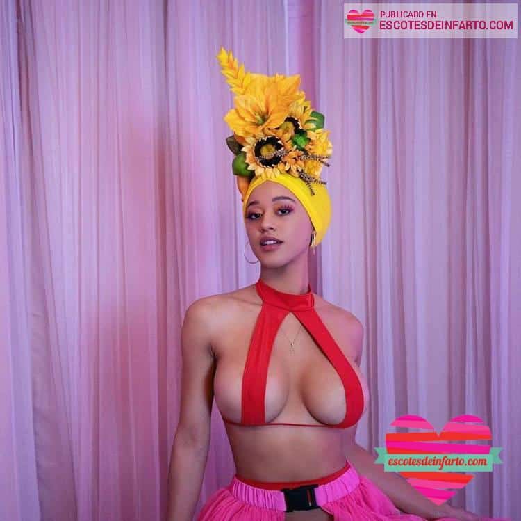 ¡Stormi Maya las Enseña! 2 Stormi Maya Pechos