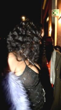 Rihanna Embarazada Muestras sus Bubis 10 Rihanna Bubis 01