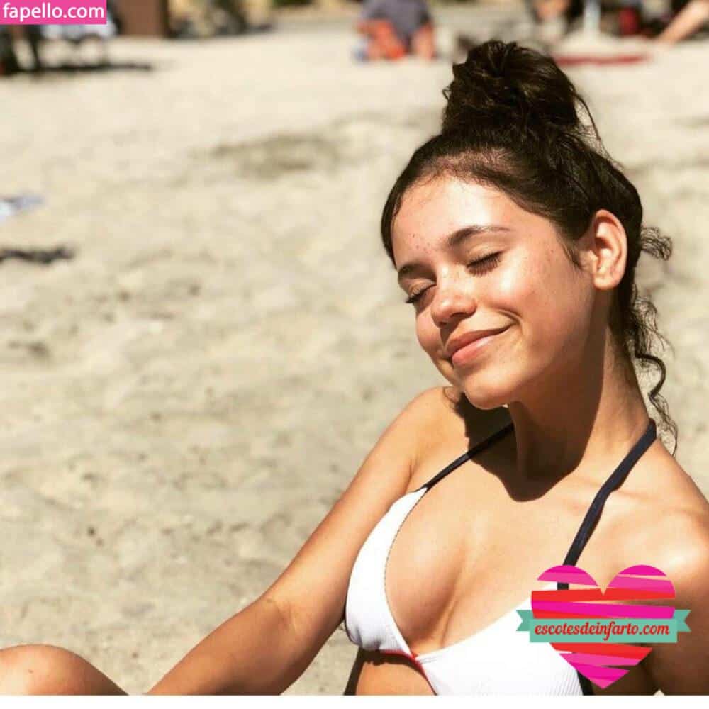 Jenna Ortega Desnuda 8 jenna ortega 08