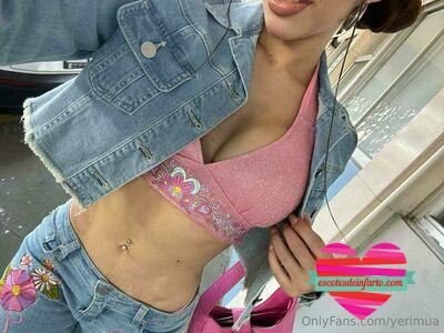 Yeri Mua Desnuda 26 yeri