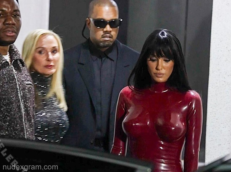 Bianca Censori Nude 93 biancacensori 75